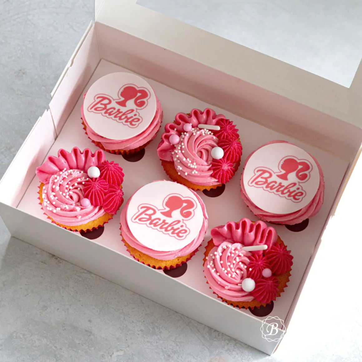Cupcake Vormpjes HoM Fuchsiaroze 50x33mm. 50st.
