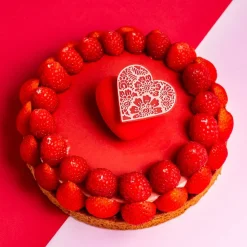 Dobla Chocoladedecoratie Lace Hart Rood / Wit (96 stuks)
