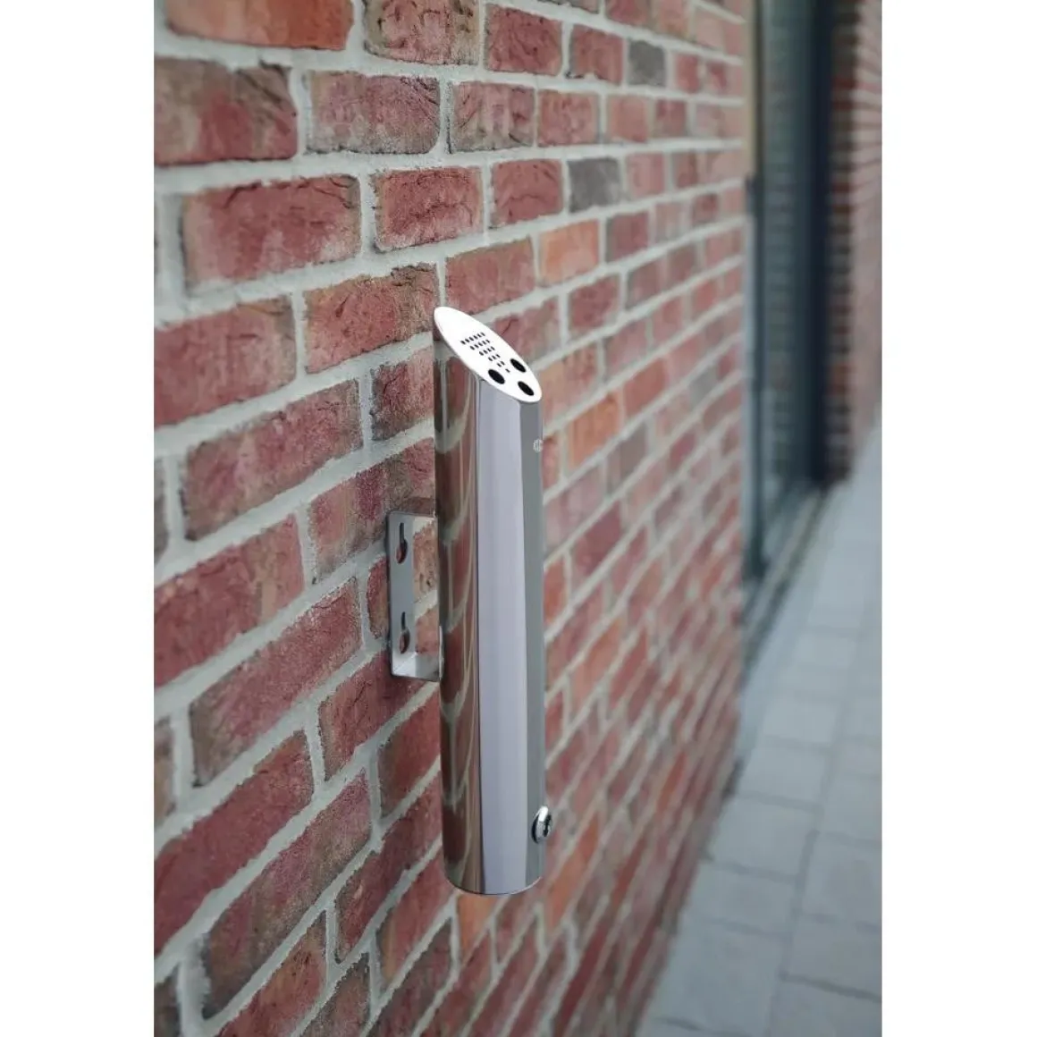 Hendi Wand asbak
