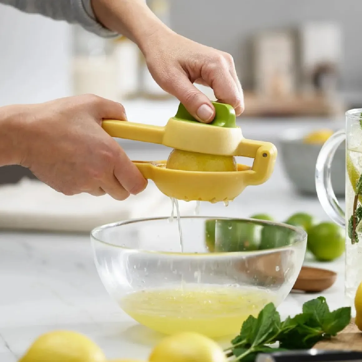 Joseph Joseph JuiceMax Dual-Action Citruspers