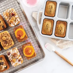 Nordic Ware ProCast Mini Loaf Bakvorm
